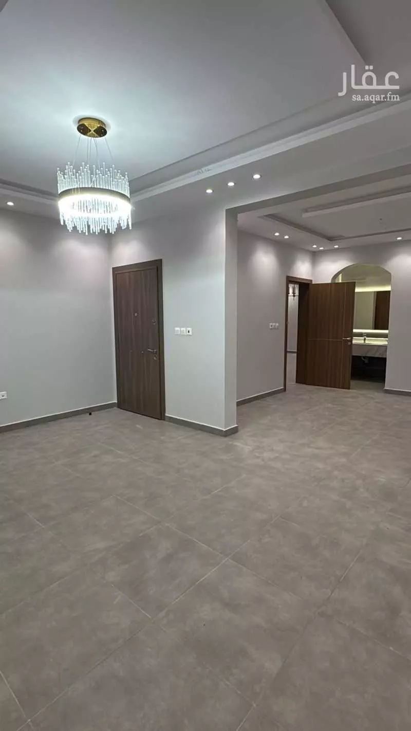 6 bedroom apartment in Al Sawari 11