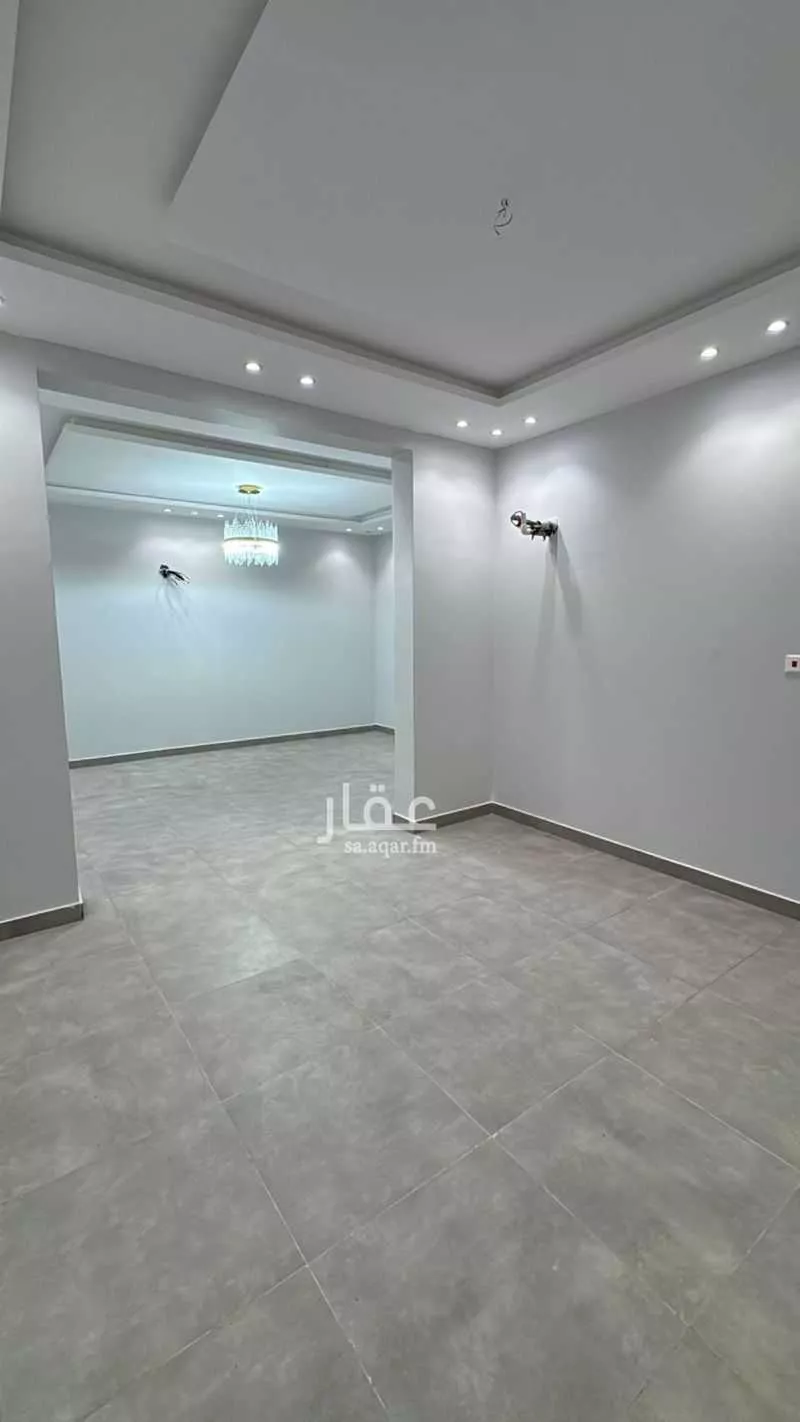 6 bedroom apartment in Al Sawari 10