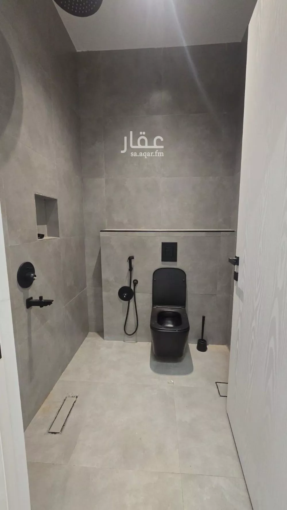 دور 3 غرف في العارض 8