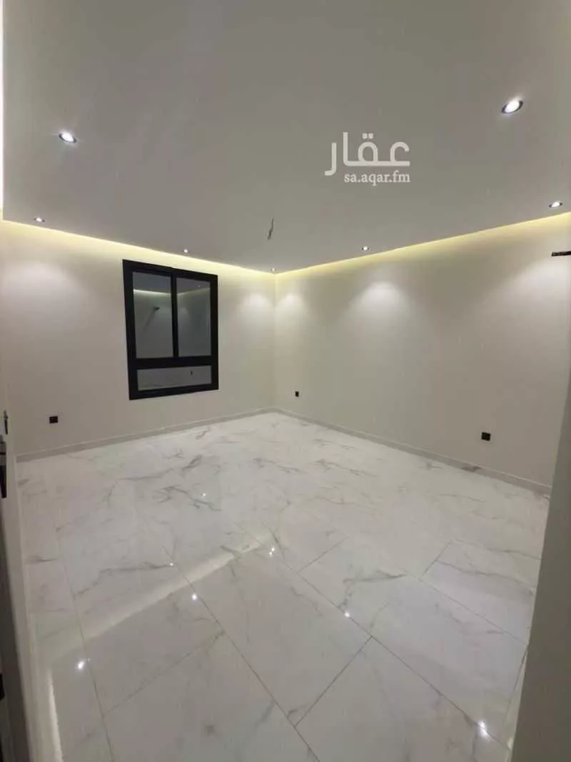 شقة 5 غرف في طيبة 2