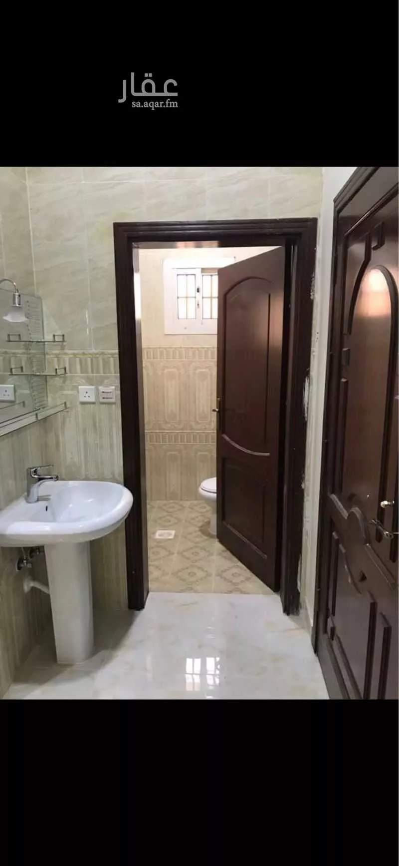4 bedroom floor in Al Falah 4