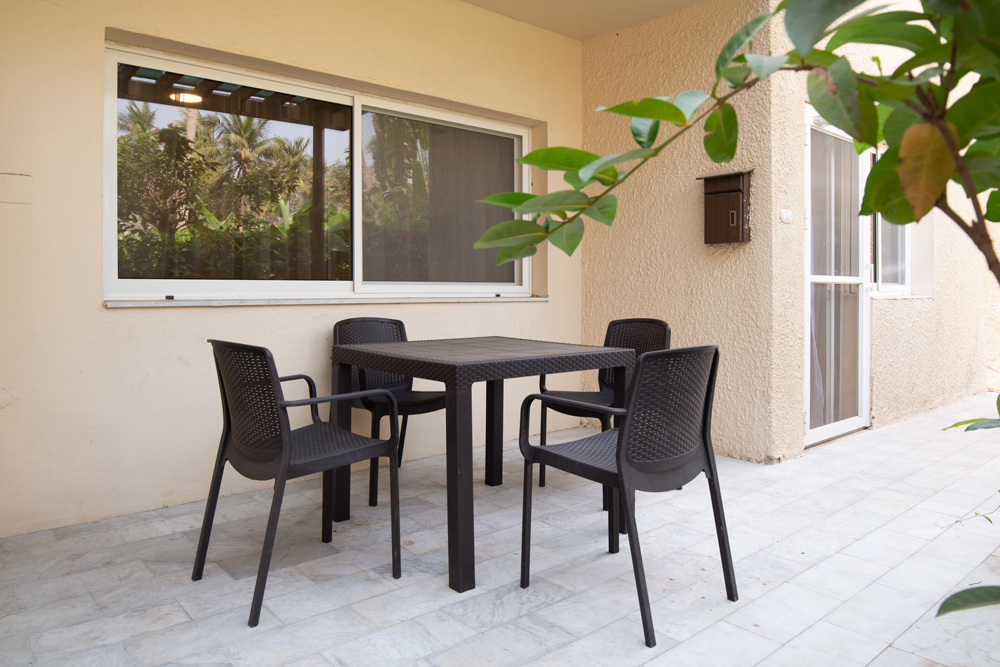 MURA BUSTAN COMPOUNDS 12