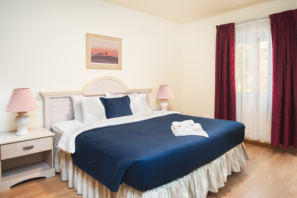 MURA BUSTAN COMPOUNDS 8
