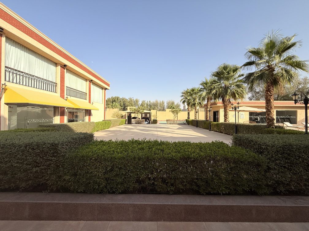 Satel at Creative Hospitality  Private Villa Living in a Secure Community 3