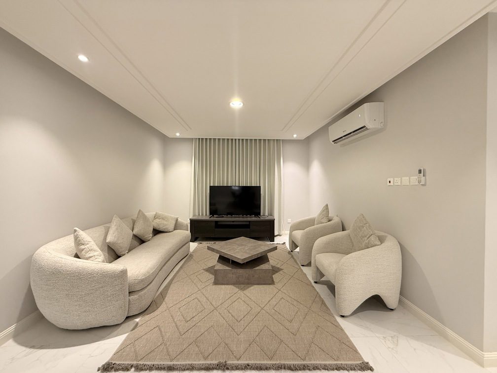 Satel at Creative Hospitality  Private Villa Living in a Secure Community 12