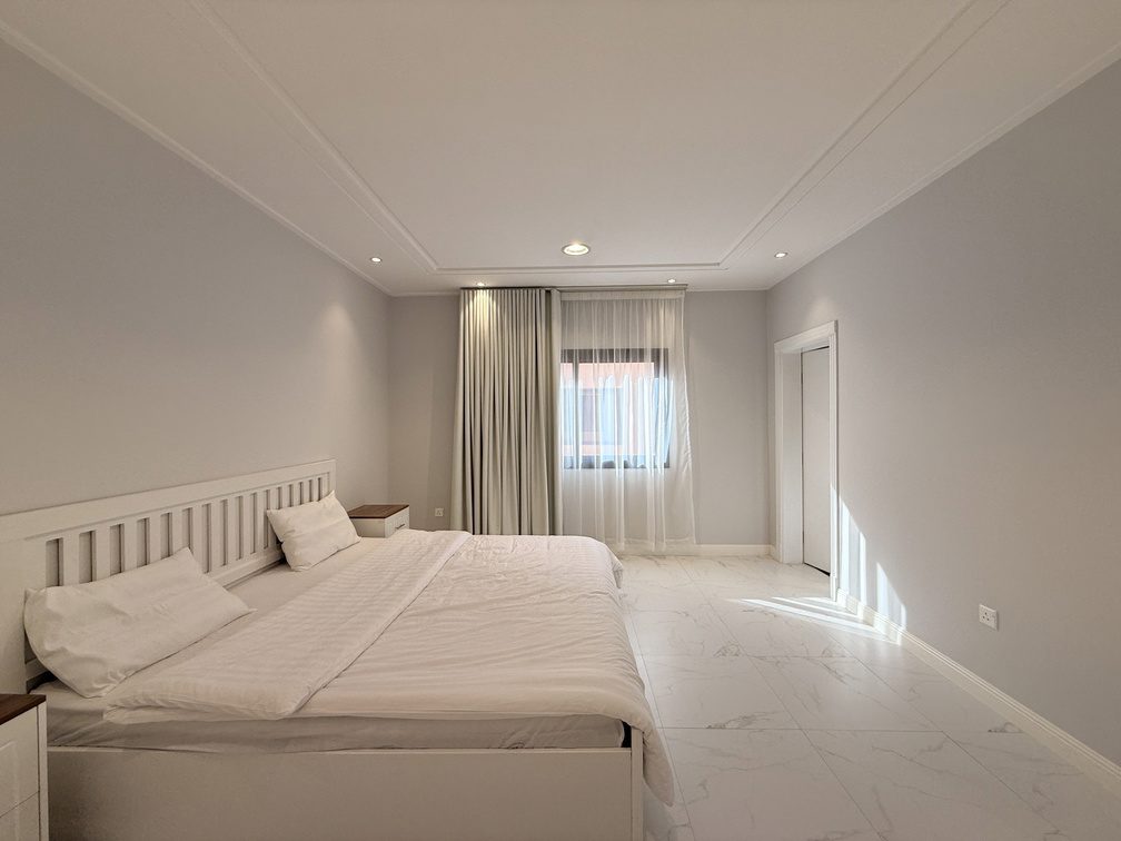 Satel at Creative Hospitality  Private Villa Living in a Secure Community 21