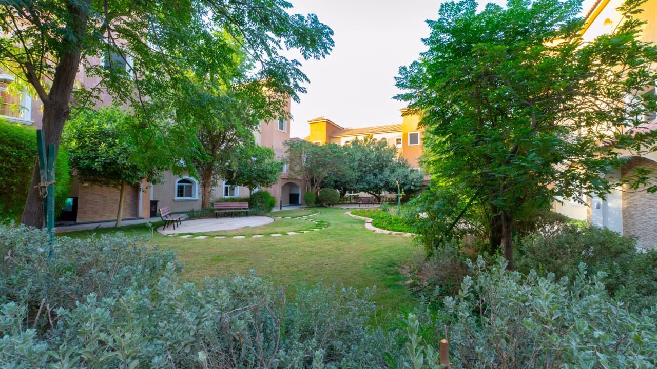Alargan Gardens Compound 4
