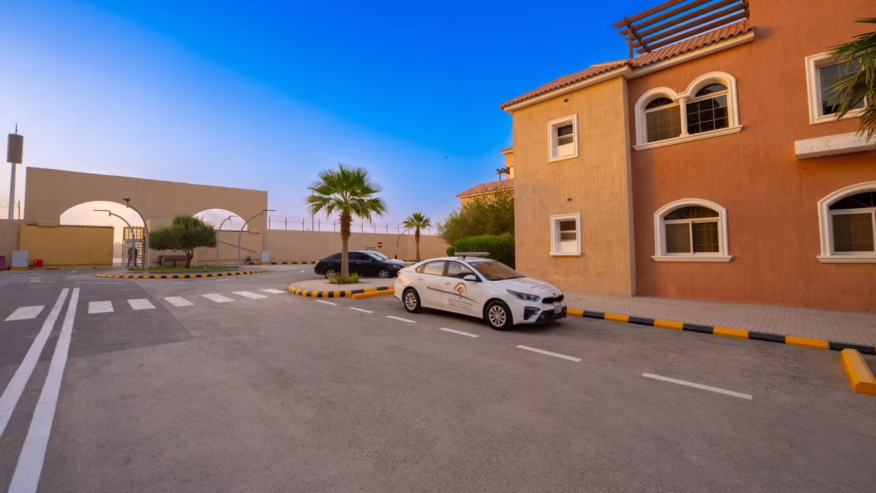 Alargan Gardens Compound 8