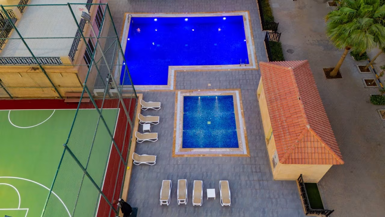 Alargan Gardens Compound 10